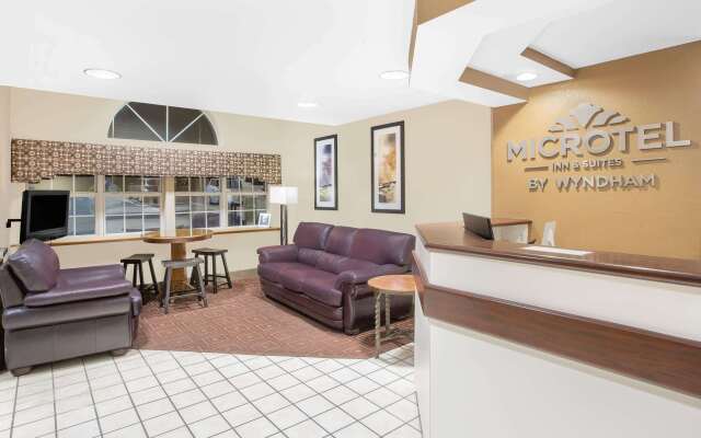 Microtel Inn by Wyndham Franklin