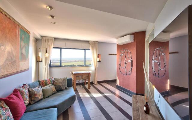 Yama Wine SPA And Suites