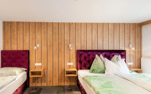 Apartment in Wald im Pinzgau With Pool