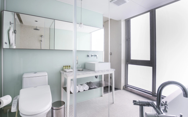 Ambience Hotel Taipei