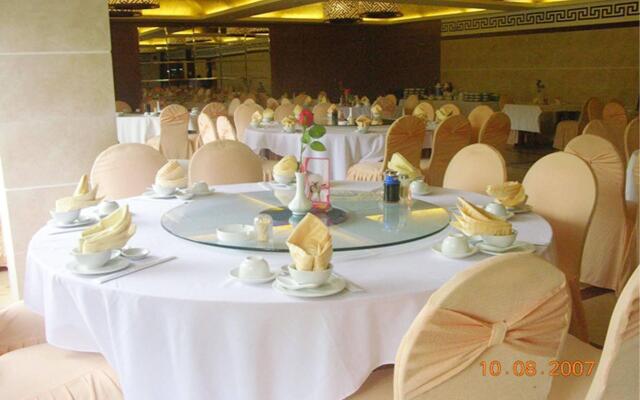 Oasis Hanoi Hotel