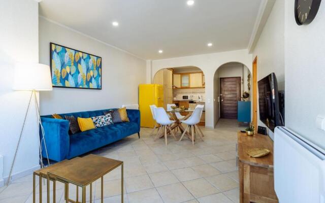 Top renoviertes Apartment mit großer Terrasse