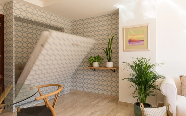 Puerta Catedral Apartments