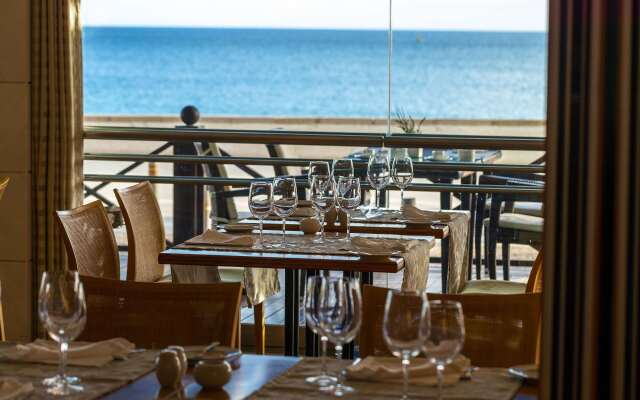 SANA Sesimbra Hotel