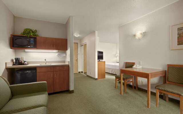 Days Inn by Wyndham Red Deer
