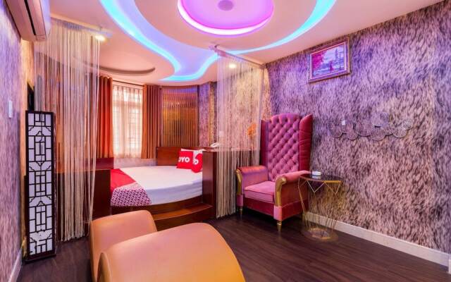 OYO 1108 Iboss Hotel