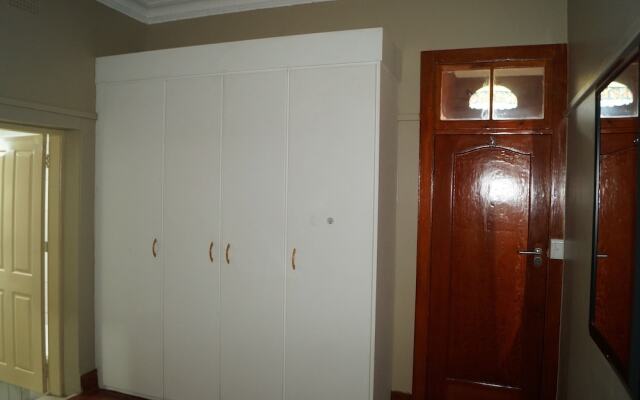 Miraton Eastgate Suites