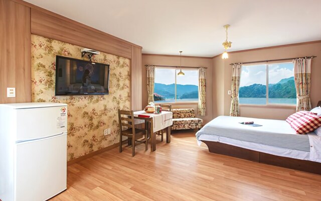 Jecheon Marine Hill Pension