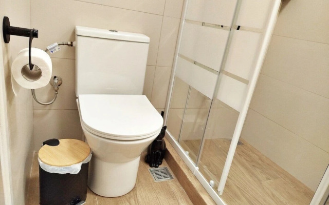Tsak0ne Apt Near Monastiraki Sights Shops
