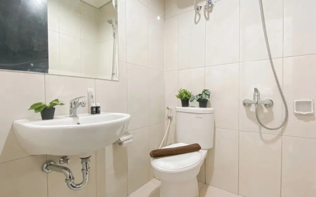 Well Designed 2Br At Nifarro Park Apartment