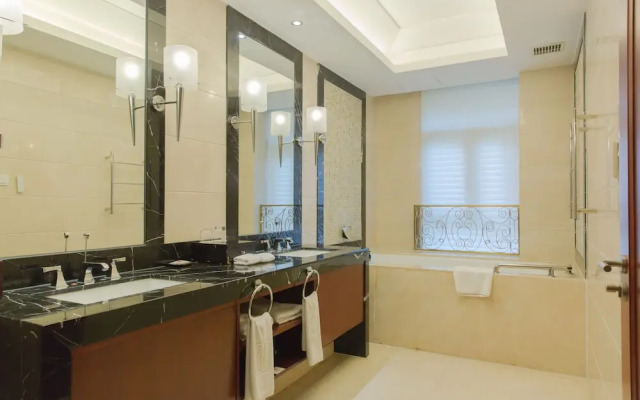 Nanjing Greenland Yuhao Hot Spring Hotel