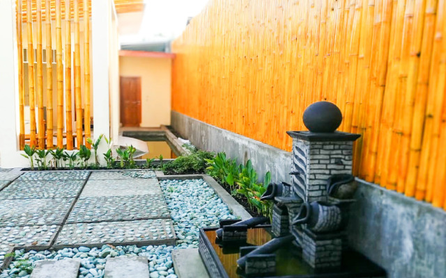 Sky Flores Bungalow Syariah RedPartner