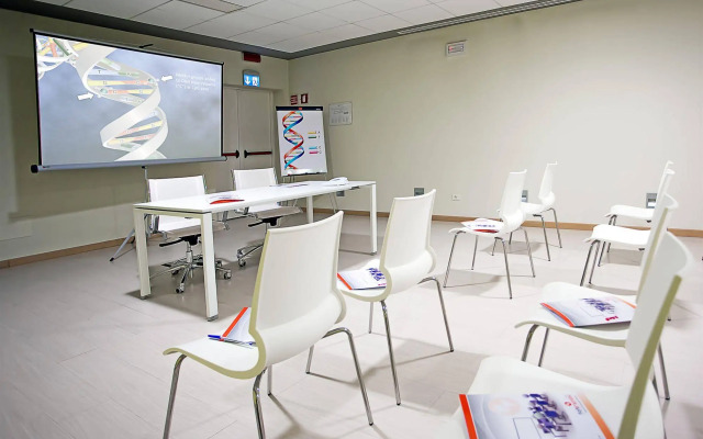 One Hotel & Restaurant