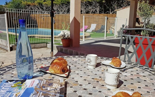 Modern Villa with Swimming Pool in Aups