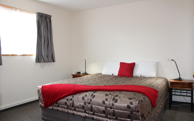 ASURE Ambassador Motor Lodge