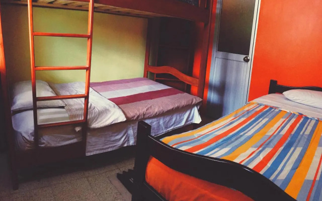 Hostal Surf Olón