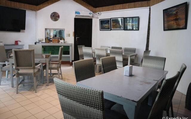 The Club Ten Beach Resort Boracay