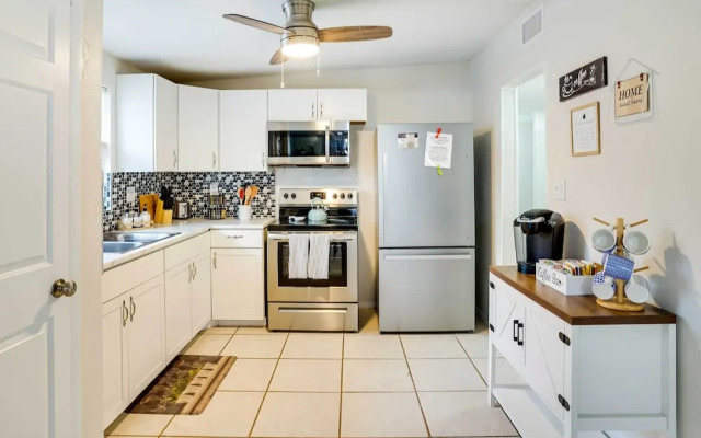 Pet-friendly Lakeland Escape w/ Private Pool!