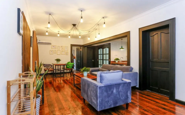 GoNative Downtown Apartment Tianzifang