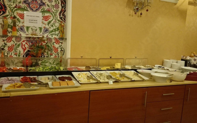 The Noble Swan Hotel New World