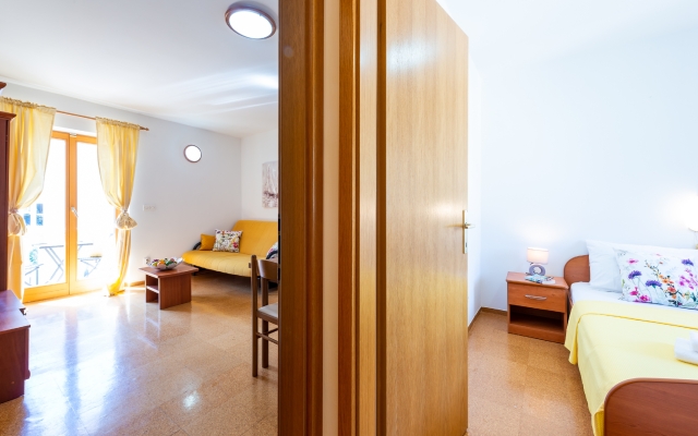 Cina Apartments
