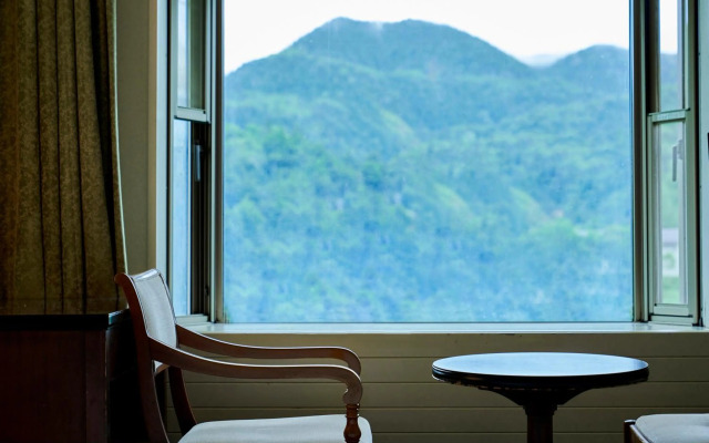 Manza Prince Hotel