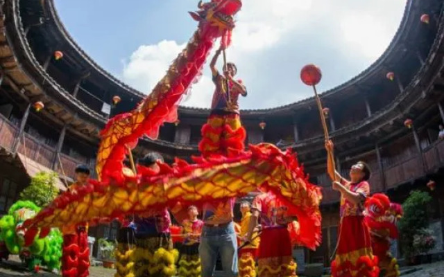 Tea Man Station 3 Fuqian Building 1906 Tulou Homestay