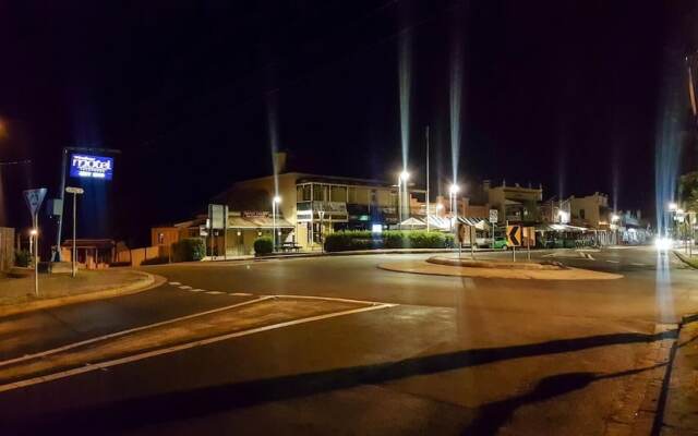 Windsor Heritage Motel