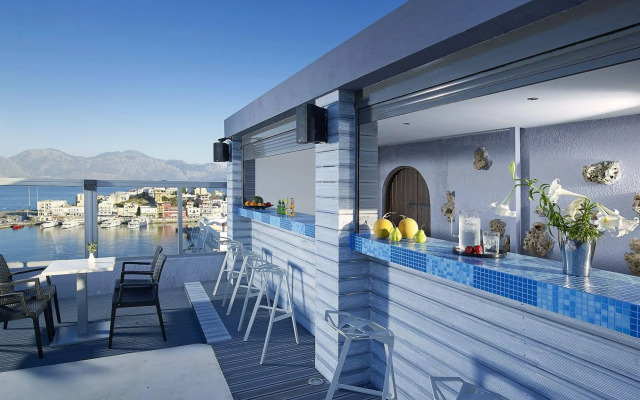 Mistral Bay Hotel