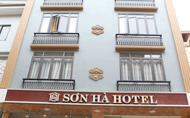 Son Ha Hotel