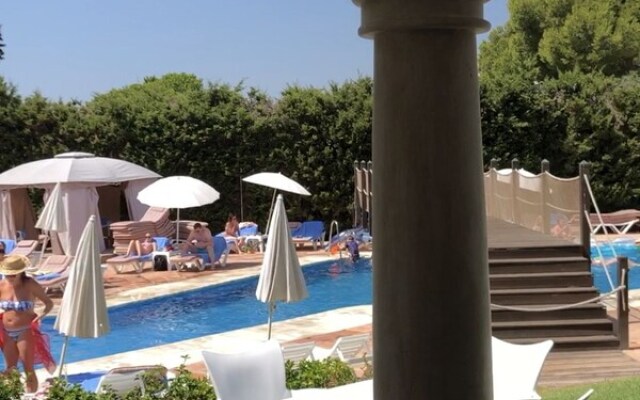 Marbella Views Jacuzzi Cinema Bbq Pool Condo Wifi