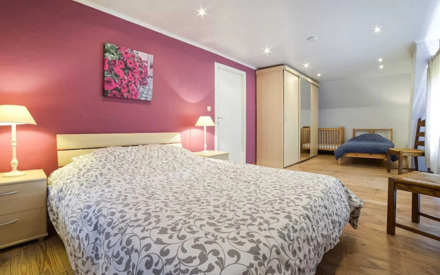 Lovely Holiday Home in Oostvleteren With Garden