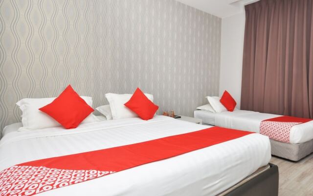 OYO 886 ADA Hotel & Apartment