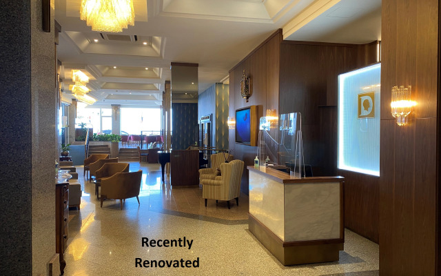 Diplomat Hotel