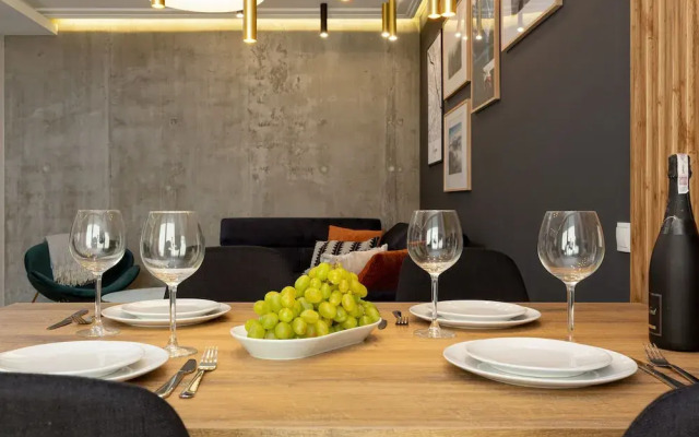 Warsaw Apartment Szajnowicza by Renters