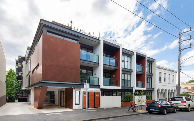 RNR Serviced Apartments North Melbourne