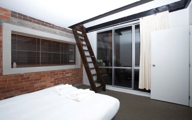 Gorgeous Five Bed Apartment in the City