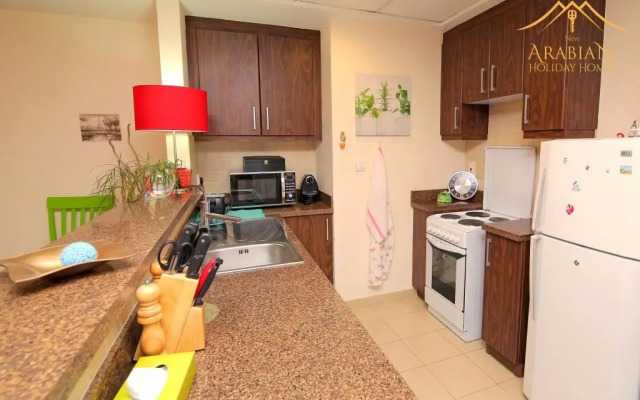 Cozy Studio in EXECUTIVE TOWER WEST HEIGHTS