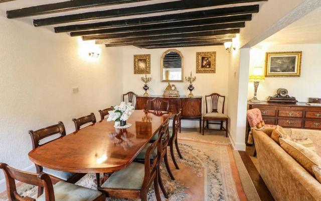 Arch Cottage