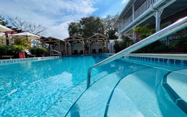 The Riverview Hotel