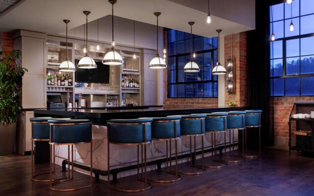 The Foundry Hotel Asheville, Curio Collection by Hilton