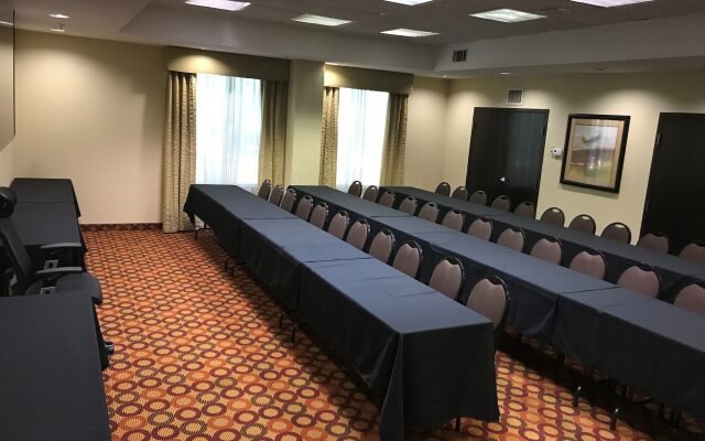 Best Western Plus Augusta North Inn & Suites