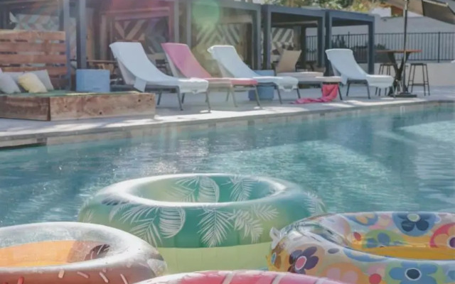 Ramada Palm Springs