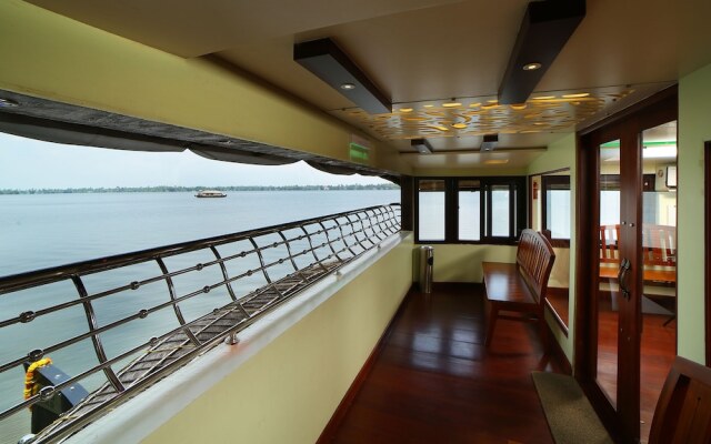 Best Kerala Houseboat