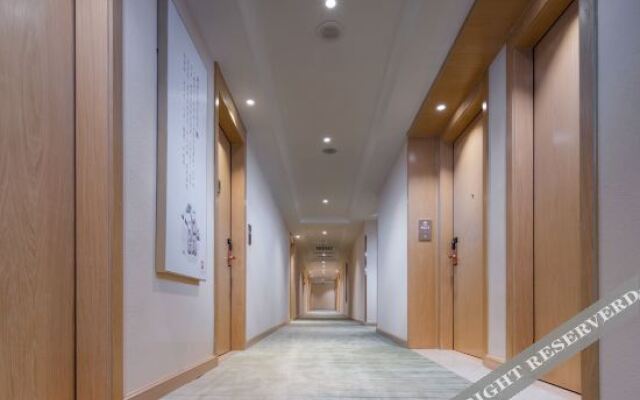 Aston Hotel (Zhongshan Sanxiang Wenchang West Road)