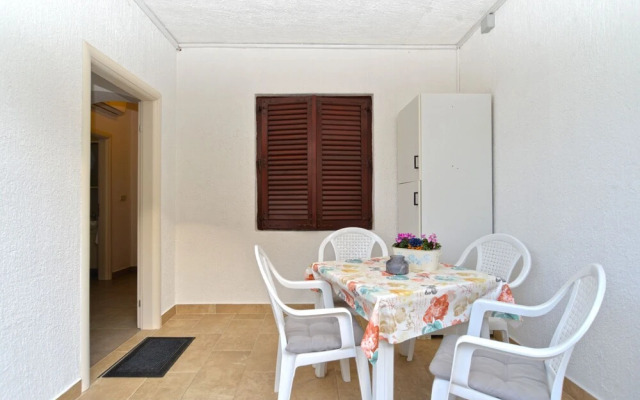 Apartment 167