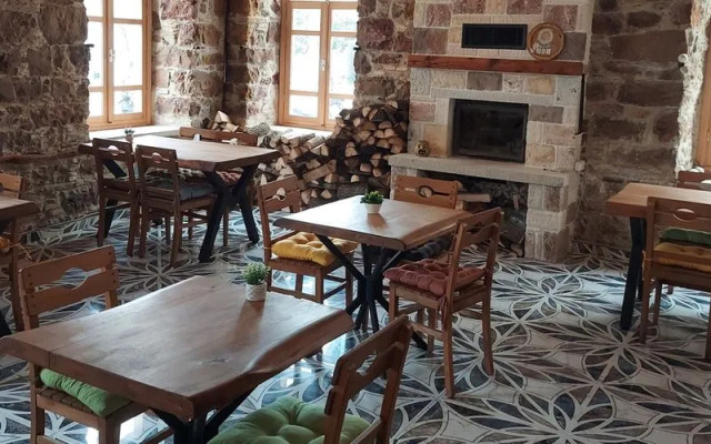 Pürhayal Çeşme