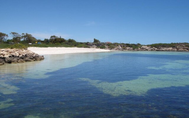 Centre Break Beach Stay