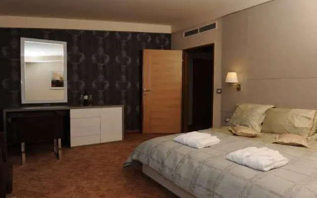 Hotel Elite Plaza