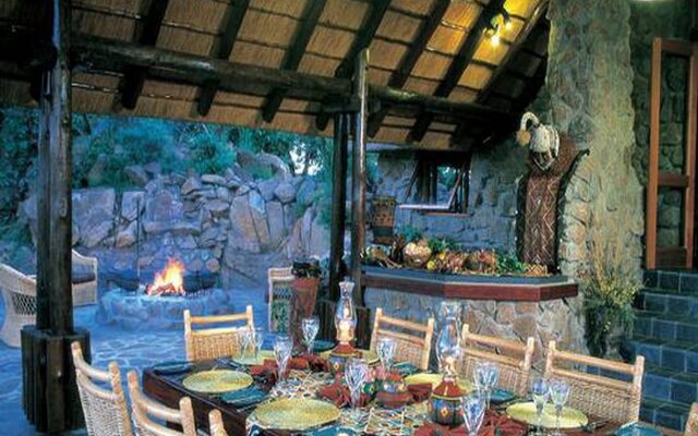 Tshukudu Bush Lodge